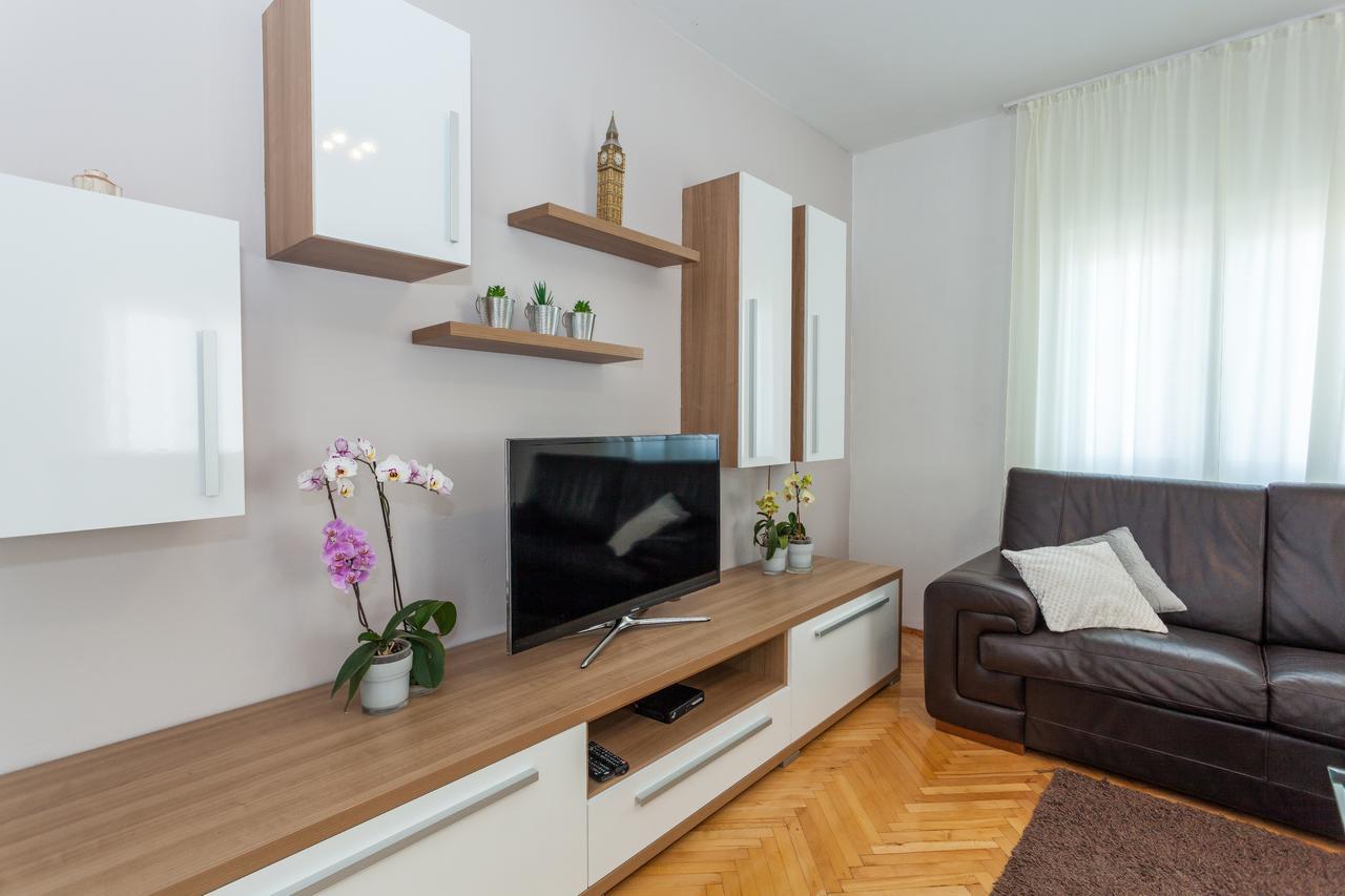 Apartment Klara Biograd Na Moru Esterno foto