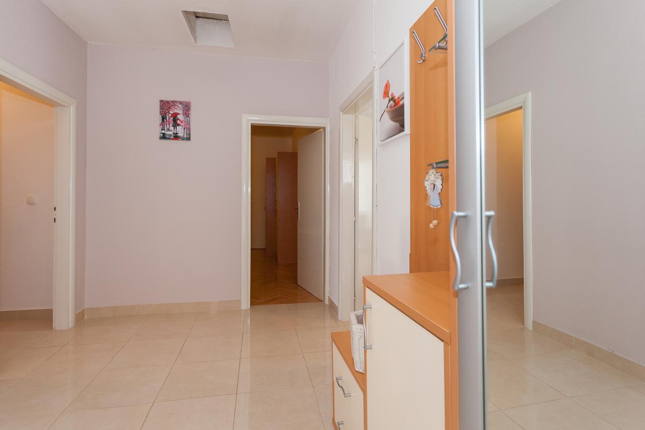 Apartment Klara Biograd Na Moru Esterno foto